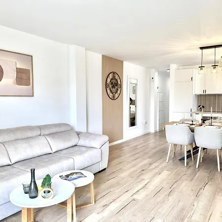 Paulmarie Apartment-quiet Area-3bd 아파트 *